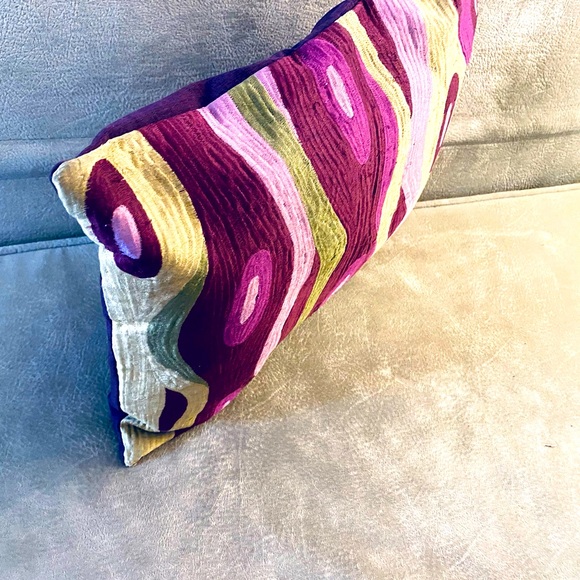 Rare & Retro Purple Swirl Pottery Barn Pillow Case - Picture 11 of 16